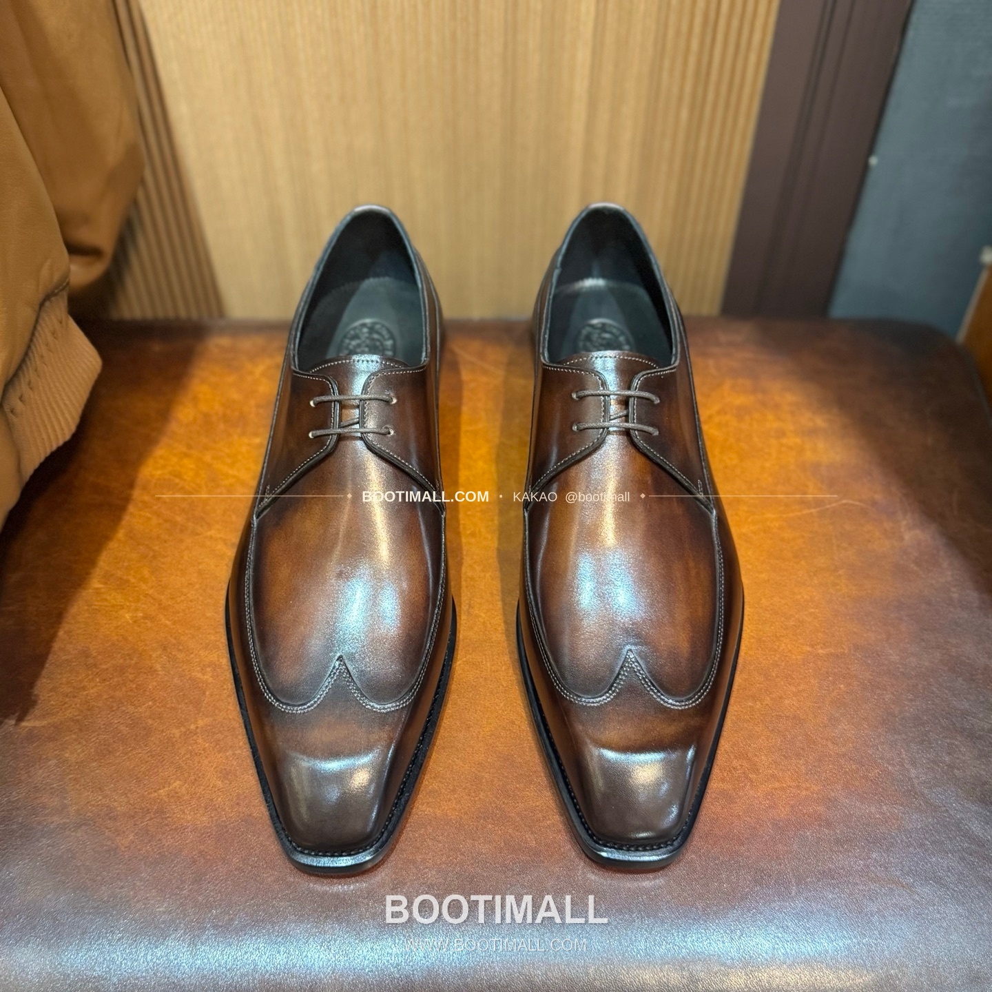 벨루티 송아지가죽 파티나 블랙 굿이어 로퍼 Berluti Calfskin Patina Black Goodyear Loafers 2