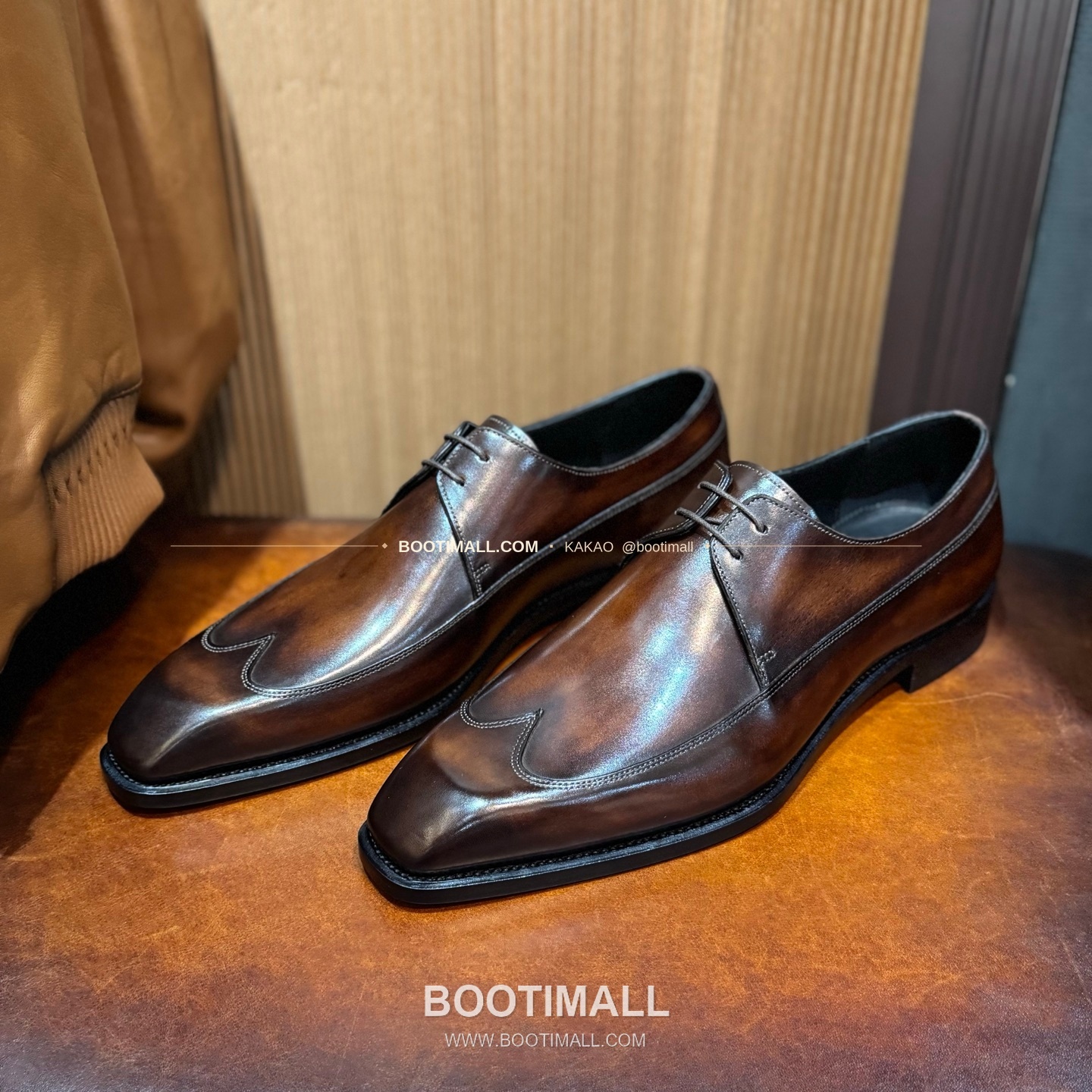 벨루티 송아지가죽 파티나 블랙 굿이어 로퍼 Berluti Calfskin Patina Black Goodyear Loafers 3