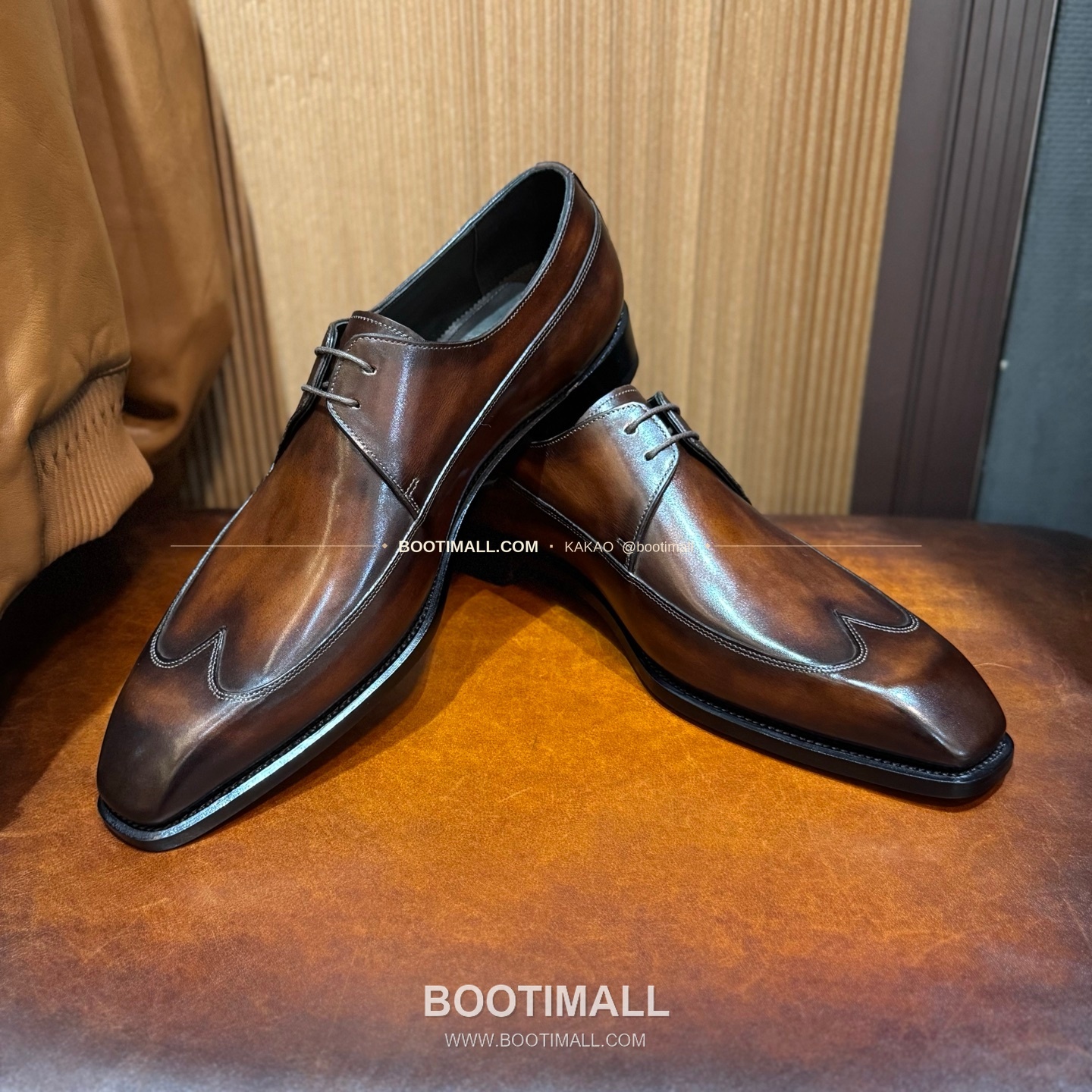 벨루티 송아지가죽 파티나 블랙 굿이어 로퍼 Berluti Calfskin Patina Black Goodyear Loafers 6