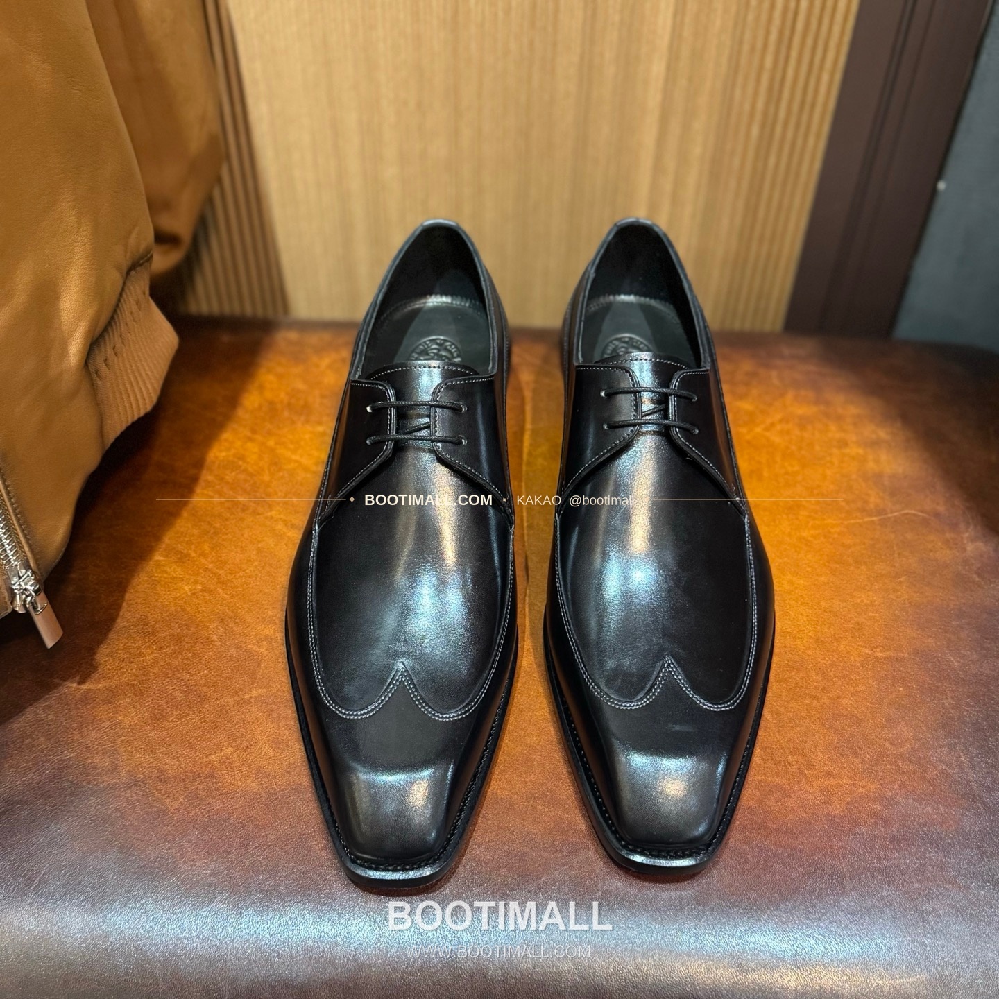 벨루티 송아지가죽 파티나 블랙 굿이어 로퍼 Berluti Calfskin Patina Black Goodyear Loafers 2