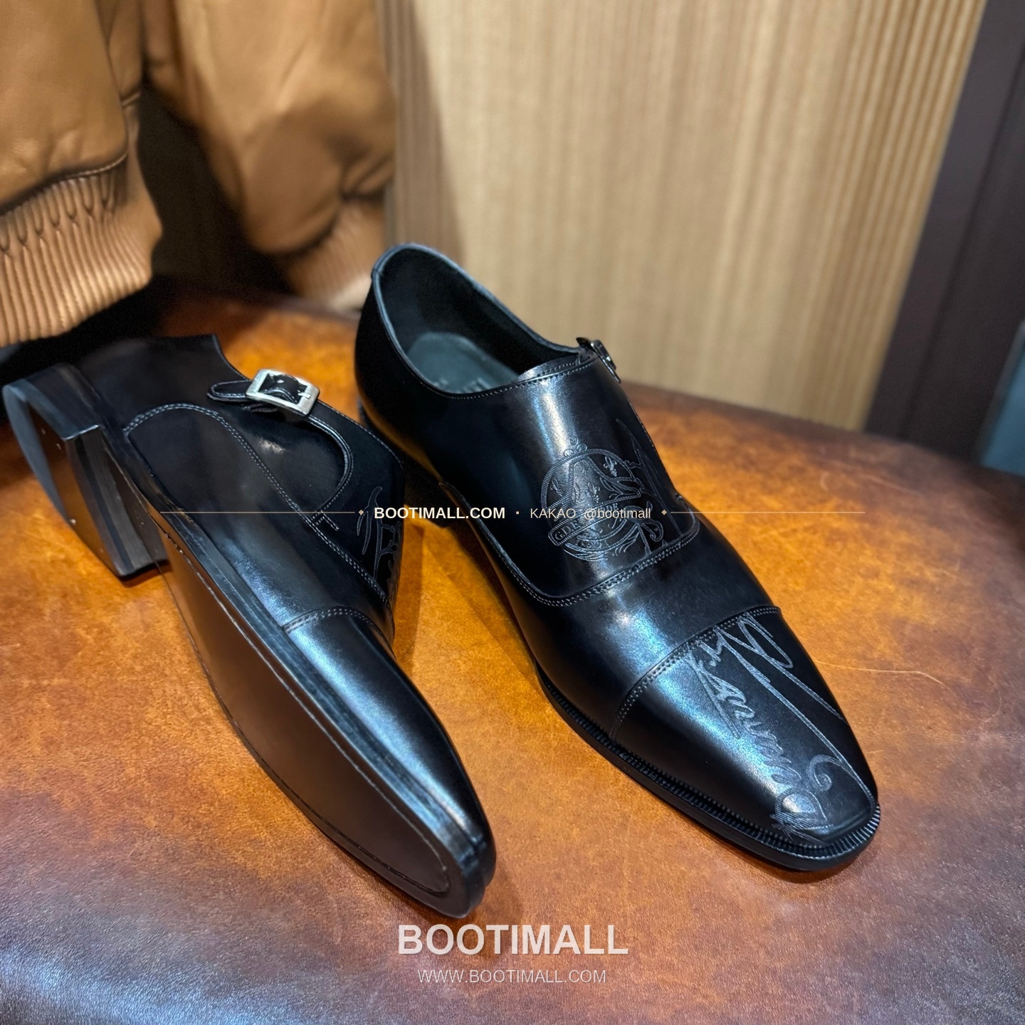 벨루티 송아지가죽 파티나 블랙 수제 정장 로퍼 Berluti Calfskin Patina Black Dress Loafers 6
