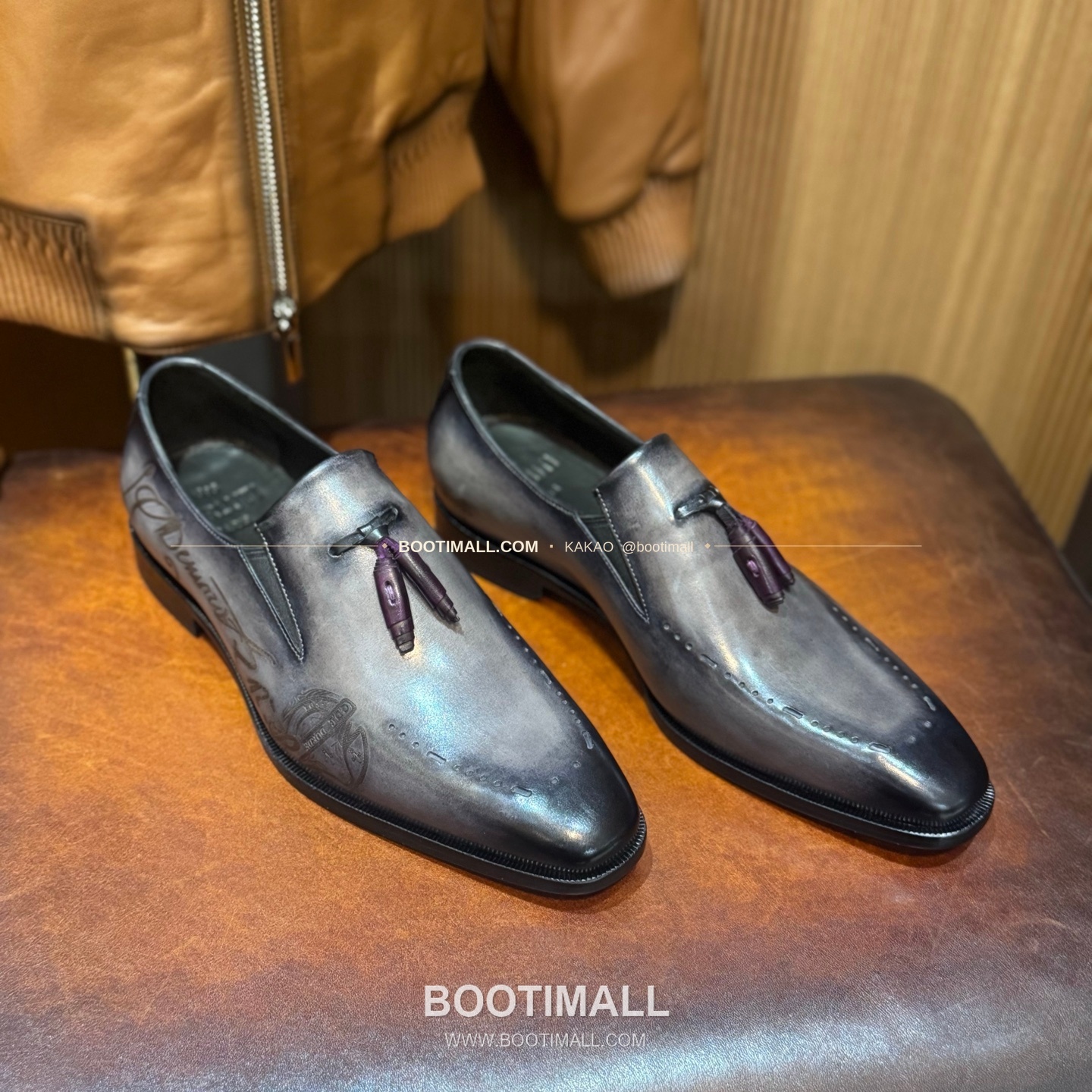벨루티 송아지가죽 파티나 블랙 굿이어 정장 로퍼 Berluti Calfskin Patina Black Goodyear Dress Loafers 1