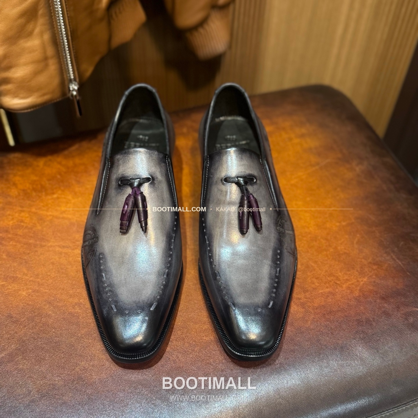 벨루티 송아지가죽 파티나 블랙 굿이어 정장 로퍼 Berluti Calfskin Patina Black Goodyear Dress Loafers 2