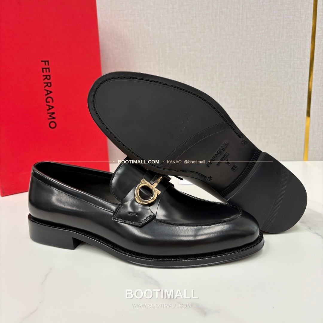 페라가모 송아지가죽 간치니 블랙 모카신 로퍼 Ferragamo Calfskin Gancini Black Moccasin Loafers 9