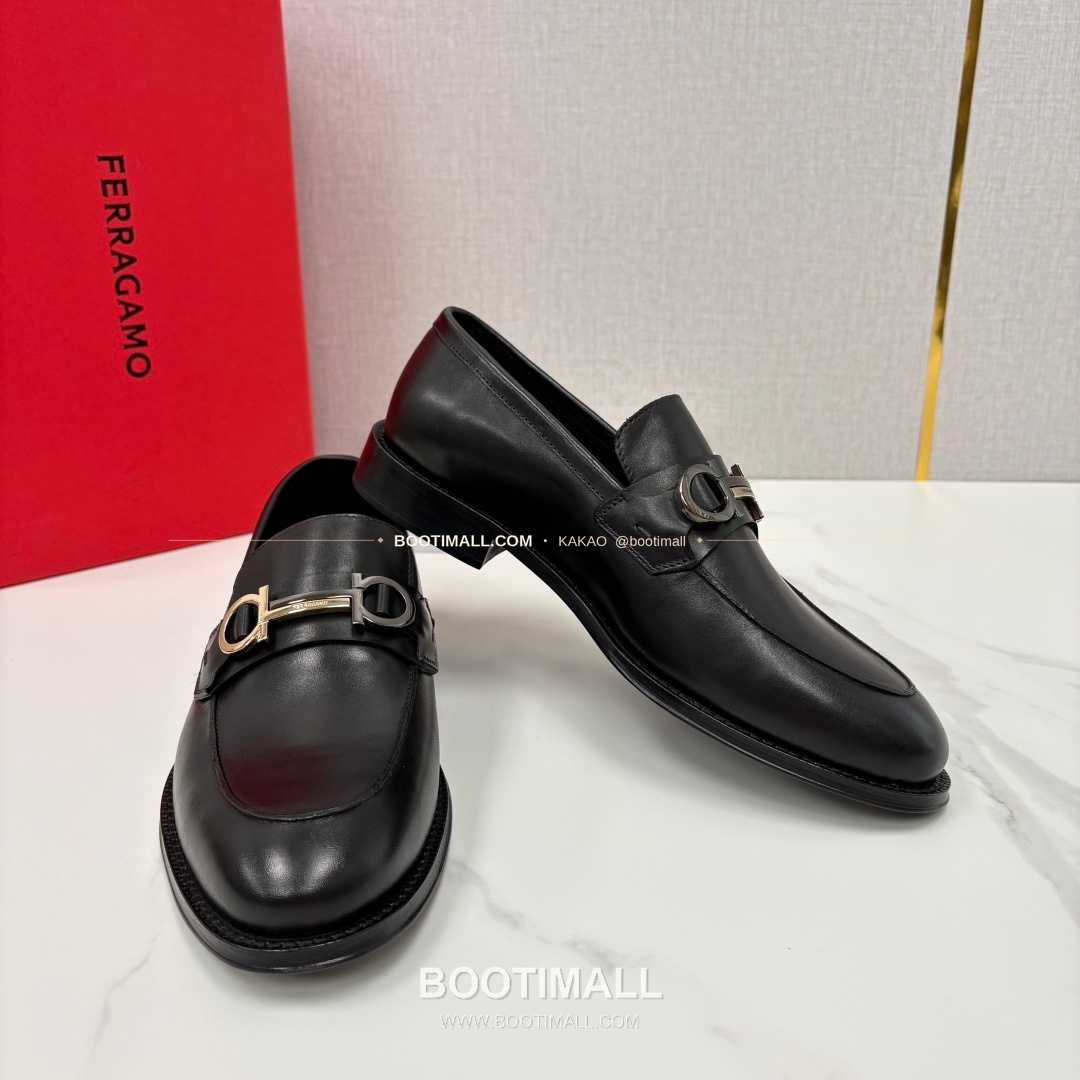 페라가모 송아지가죽 간치니 블랙 모카신 로퍼 Ferragamo Calfskin Gancini Black Moccasin Loafers 7