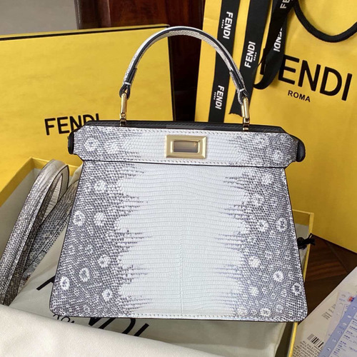 Fendi Peekaboo ISeeU Mini Lizard Leather Bag 펜디 피카부 아이씨유 미니 리자드 레더 백 20cm
