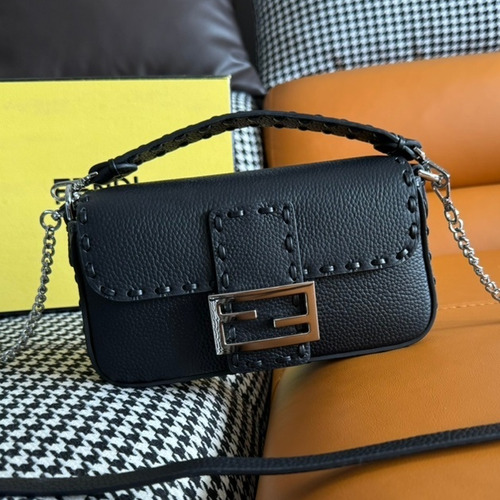 Fendi Baguette Mini Cuoio Romano Leather Bag 펜디 바게트 미니 쿠오이오 로마노 레더 백 20cm