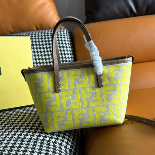 Fendi FF Jacquard Mini Shopper Tote Bag 펜디 FF 자카드 미니 쇼퍼 토트백 83278M55 23cm