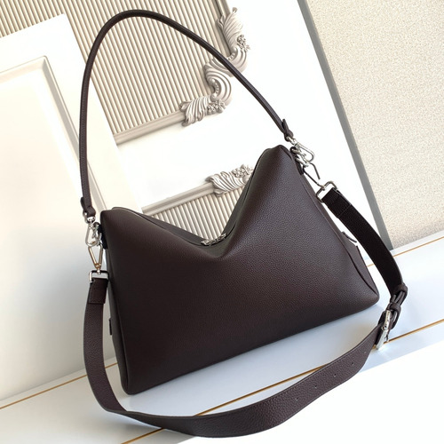 Fendi Lui Full Grain Calfskin Large Bag 펜디 루이 풀그레인 카프스킨 라지 토트백 667M100 38cm