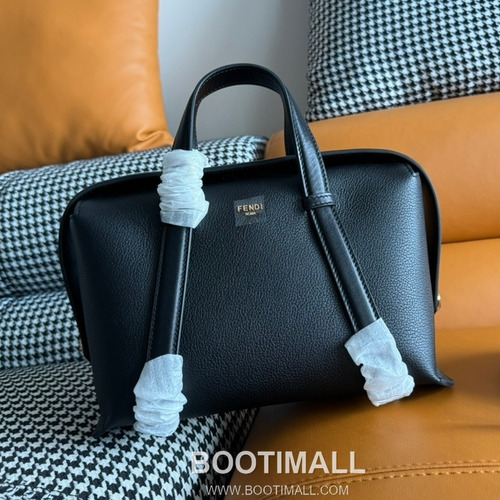 Fendi Boston Full Grain Leather Medium Bag 펜디 보스턴 풀그레인 가죽 미디엄 토트백 152M85 27.5cm