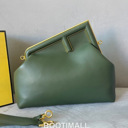 Fendi First Nappa Leather Medium Bag 펜디 퍼스트 나파 가죽 미디엄 토트 클러치백 127M103 32.5cm