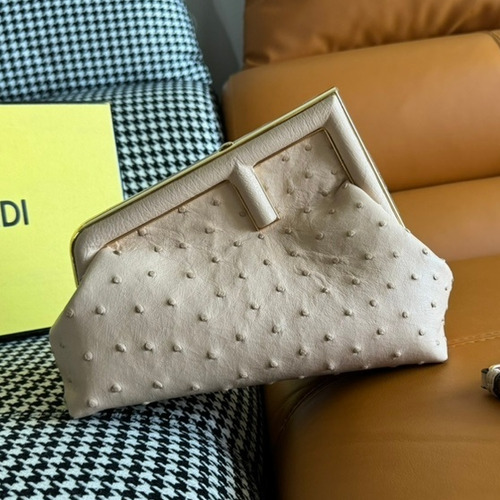 Fendi First Ostrich Leather Small Bag 펜디 퍼스트 오스트리치 가죽 스몰 토트 클러치백 129M200 26cm
