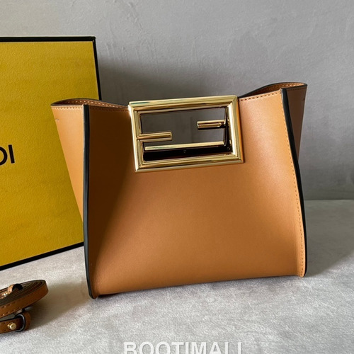 Fendi Way Leather Small Bag 펜디 웨이 가죽 스몰 토트 숄더백 054M80 20cm