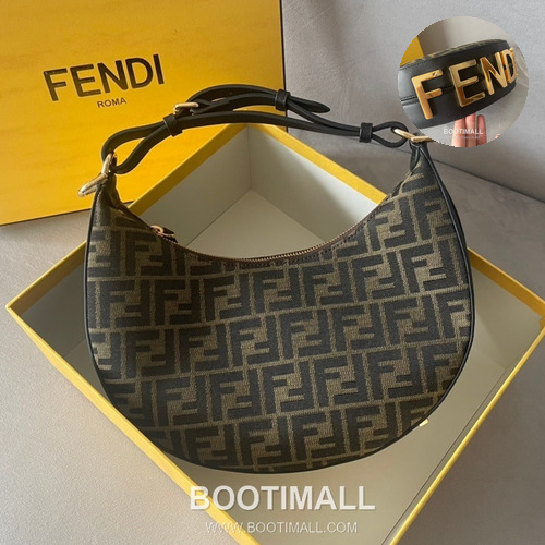 Fendi FF Canvas Trim Leather Crescent Small Shoulder Bag 펜디 FF 캔버스 트림 가죽 크레센트 스몰 숄더백 798M78 29cm