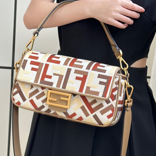 Fendi Baguette FF Embroidered Canvas Beige Shoulder Bag 펜디 바게트 FF 자수 캔버스 베이지 숄더백 27cm
