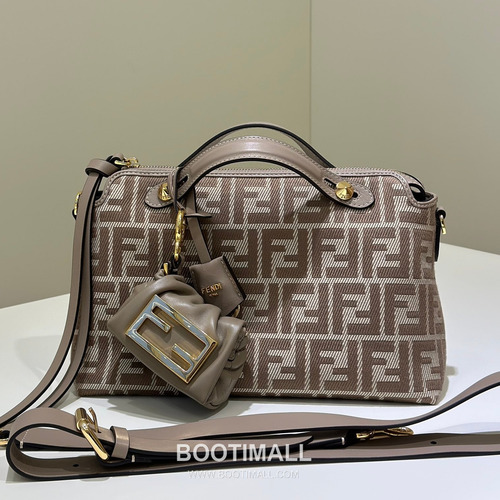 Fendi FF Jacquard Denim Boston Top Handle Bag 펜디 FF 자카드 데님 보스턴 탑핸들백 28cm
