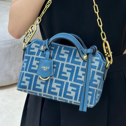 Fendi FF Denim Jacquard Boston Blue Top Handle Bag 펜디 FF 데님 자카드 보스턴 블루 탑핸들백 20cm