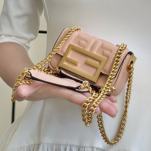 Fendi Nano Baguette Lambskin Crossbody Bag 펜디 나노 바게트 램스킨 크로스백 11cm