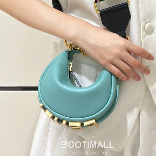 Fendi Fendigraphy Leather Shoulder Bag 펜디 펜디그래피 가죽 숄더백 16.5cm