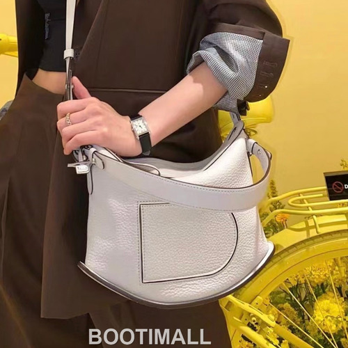 Delvaux Pin Swing Taurillon Soft Calfskin 델보 핀 스윙 토리옹소프트 토트백 29cm