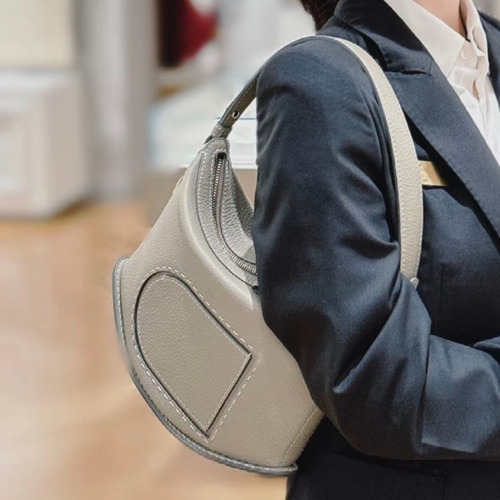 Delvaux Pin Swing Taurillon Soft Calfskin 델보 핀 스윙 토리옹소프트 토트백 29cm