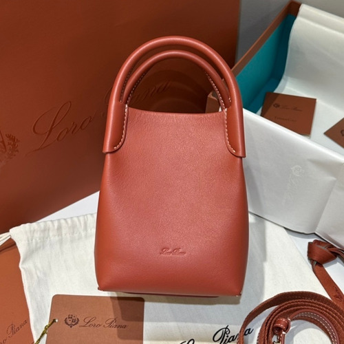 Loro Piana Kummel Bucket Calfskin Bag 로로피아나 쿠멜 버킷 카프스킨 16cm