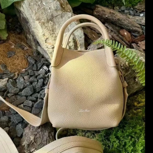 Loro Piana Bucket Calfskin Beige Bag 로로피아나 버킷 카프스킨 베이지 16cm