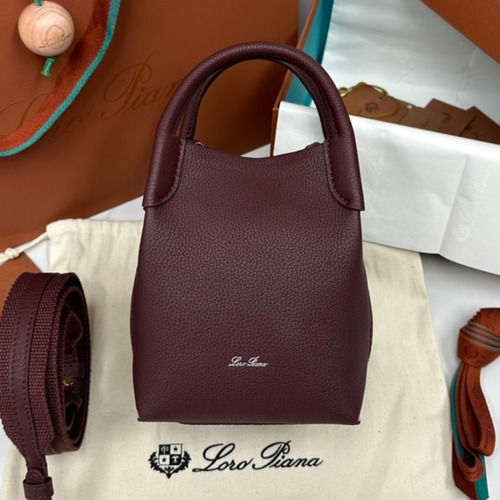 Loro Piana Micro Bale Bag Calfskin 로로피아나 마이크로 베일 카프스킨 버킷백 17cm
