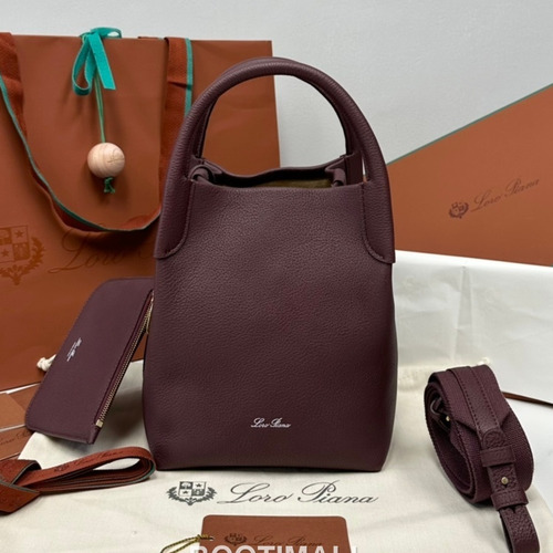 Loro Piana Bale Bag Medium Calfskin 로로피아나 베일 카프스킨 버킷백 21cm
