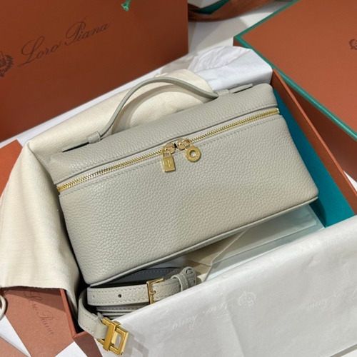 Loro Piana Extra Pocket L19 Woven Calfskin Bag 로로피아나 엑스트라 포켓 L19 위빙 카프스킨 탑핸들 크로스백 19cm