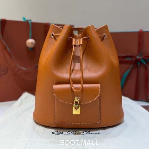 Loro Piana Extra Drawstring Backpack Calfskin 로로피아나 엑스트라 드로스트링 백팩 카프스킨 27cm