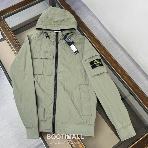 Stone Island SS26 Hooded Windbreaker Jacket 스톤아일랜드 SS26 후드 바람막이 재킷