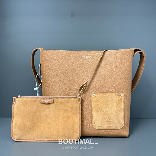 Louis Vuitton Verso Hobo Bag LV Touch Calfskin Leather 루이비통 베르소 호보 LV 터치 카프스킨 숄더백 33cm