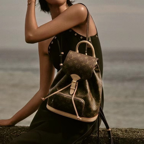 Louis Vuitton Montsouris Backpack Monogram Coated Canvas Leather Trim 루이비통 몽수리 모노그램 코팅 캔버스 백팩 28cm