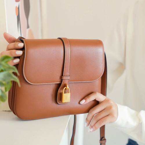 Celine Tabou 196583 Italian Cowhide Caramel Shoulder Bag 셀린느 타부 196583 이탈리아 소가죽 카라멜 숄더백 22cm