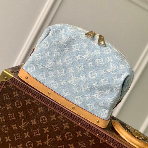 Louis Vuitton Pochette Cosmétique M24317 Monogram Denim Canvas Cosmetic Pouch 루이비통 포쉐트 코스메틱 모노그램 데님 캔버스 코스메틱 파우치 27cm