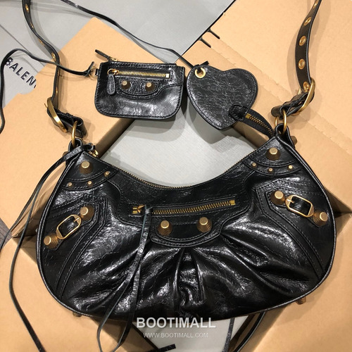 Balenciaga Le Cagole Large Hobo Bag Gold Hardware Leather Shoulder & Crossbody Bag 발렌시아가 르 카골 라지 호보백 골드 하드웨어 레더 숄더 크로스백 33cm