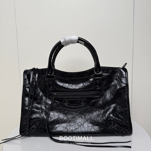 Balenciaga Le City Cracked Lambskin Large Motorcycle Bag B0098 발렌시아가 르 시티 크랙 램스킨 라지 모터사이클 숄더백 38cm