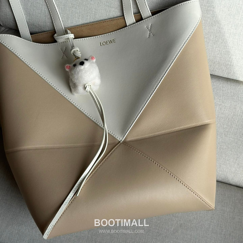 Loewe Puzzle Fold Glossy Calfskin Leather Small Tote Bag 1762 로에베 퍼즐 폴드 글로시 카프스킨 스몰 토트백 31.5cm