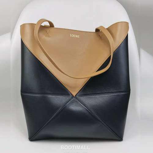 Loewe Puzzle Fold Glossy Calfskin Leather Small Tote Bag 1762 로에베 퍼즐 폴드 글로시 카프스킨 스몰 토트백 31.5cm