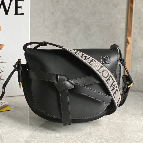 Loewe Gate Dual Calfskin Leather Embroidered Strap Shoulder Bag 10183 로에베 게이트 듀얼 카프스킨 자수 스트랩 숄더 크로스백 25cm