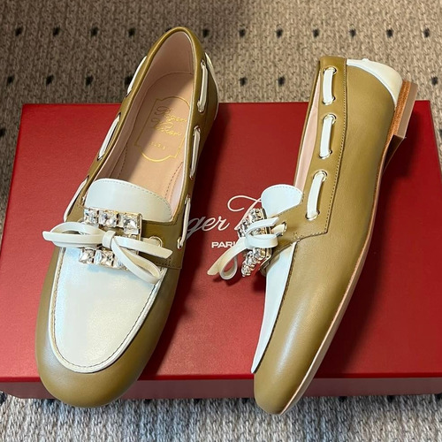 Roger Vivier Belle Vivier Leather Suede Crystal Buckle Loafer Shoes 로저 비비에 벨 비비에 레더 스웨이드 크리스탈 버클 로퍼 슈즈