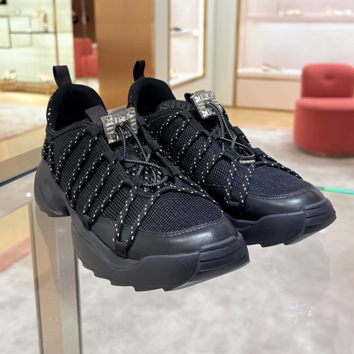 Roger Vivier Viv' Run Leather Mesh Crystal Buckle Chunky Sneakers 로저 비비에 비브 런 레더 메쉬 크리스탈 버클 청키 스니커즈