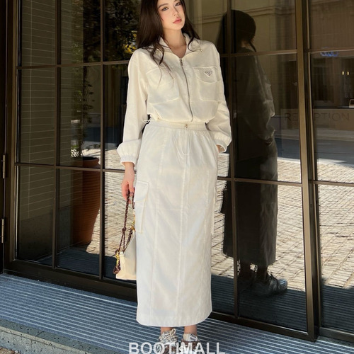 Prada SS26 Re-Nylon Hooded Jacket & Skirt Set 프라다 리나일론 후드 재킷 앤 스커트 세트