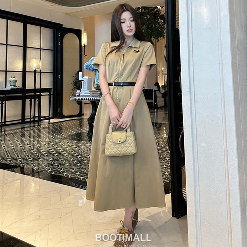 CelineSS26 Carriage Logo Embroidered Collared Dress 셀린느 카리지 로고 자수 카라 드레스