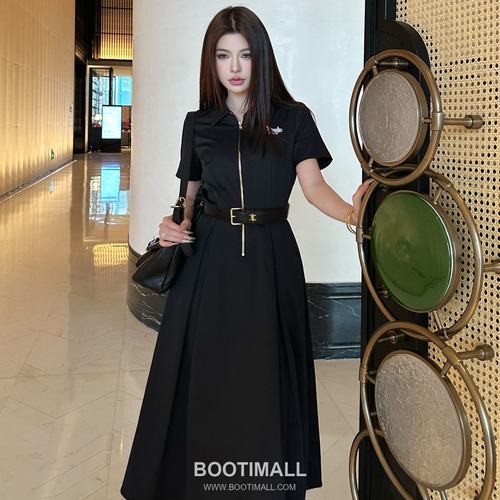 Celine SS26 Carriage Logo Embroidered Collared Dress 셀린느 카리지 로고 자수 카라 드레스