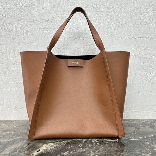 Celine Cube Medium Calfskin Tote Bag 123422 셀린느 큐브 미디엄 카프스킨 토트백 36cm