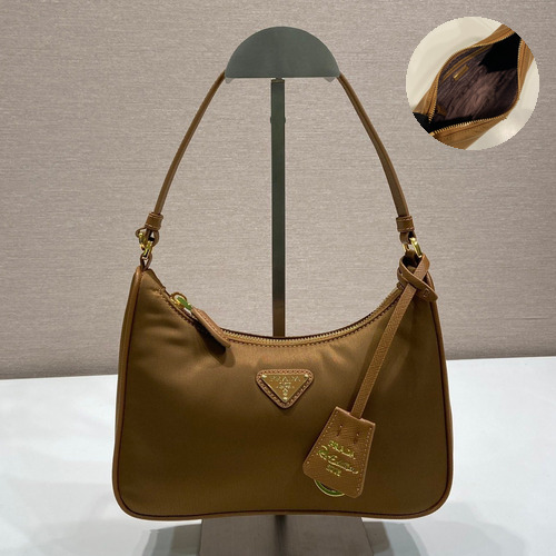 Prada Re-Edition 2005 Re-Nylon Hobo Shoulder Bag with Gold Hardware Detail 프라다 리에디션 2005 리나일론 골드 하드웨어 호보 숄더백 1N204M 22cm