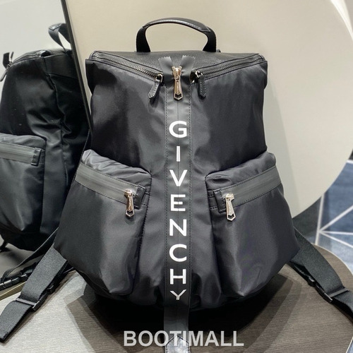Givenchy Nylon Canvas Backpack with Calfskin Trim and Dual Zip Pocket Detail 지방시 나일론 캔버스 카프스킨 트림 듀얼 지퍼 포켓 백팩 33cm