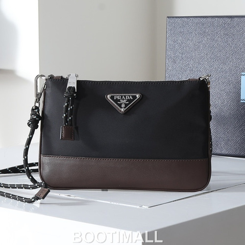 Prada Re-Nylon Smartphone Pouch with Strap Detail 프라다 리나일론 스마트폰 파우치 스트랩 디테일 2ZT073 22cm